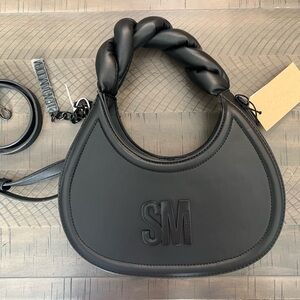 Steve Madden Black Bleony Bag Crossbody. Read!!